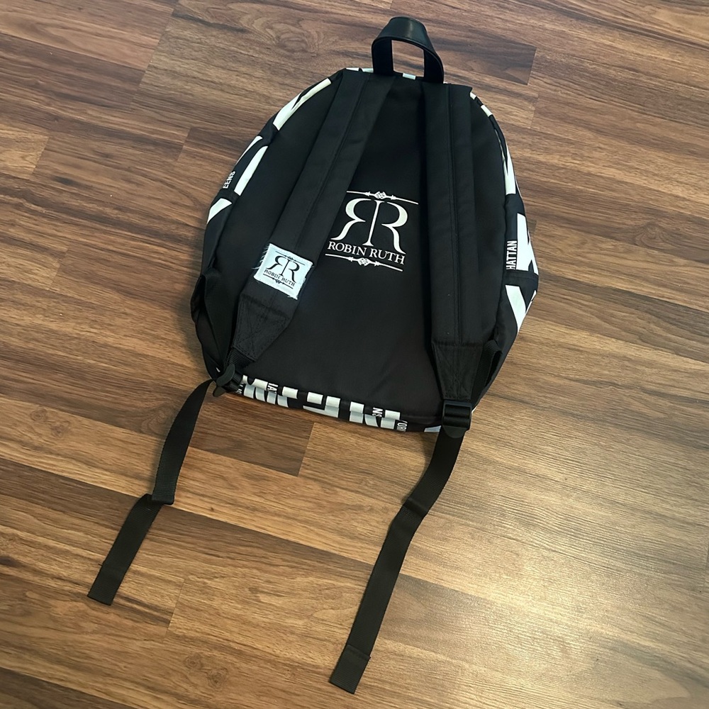Robin Ruth “New York City” Backpack - Picture 4 of 15